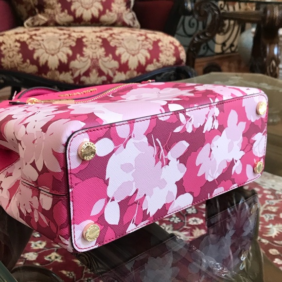 2pcs Michael Kors xs hailee handbag&wallet Set - Picture 7 of 8